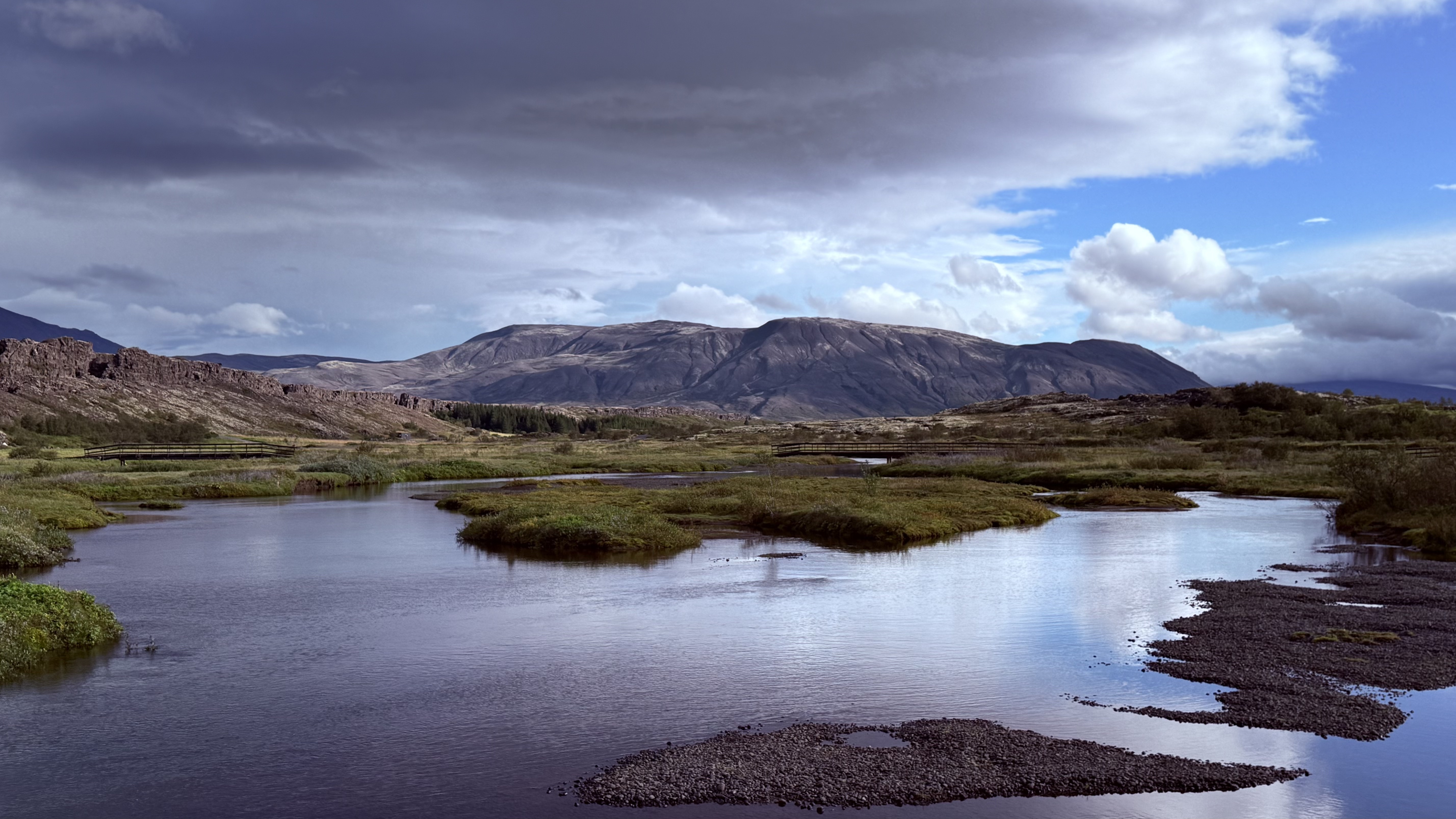 River and mountains at &THORN;ingvellir National Park